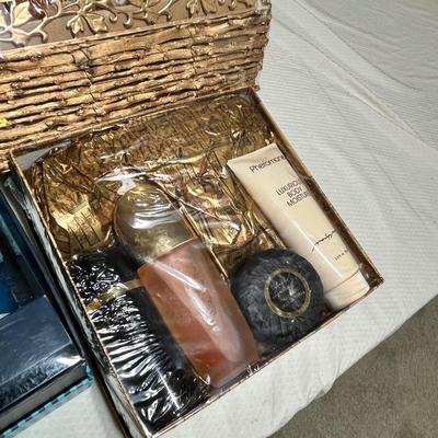 Lot 358 Pampering personal care gift boxes