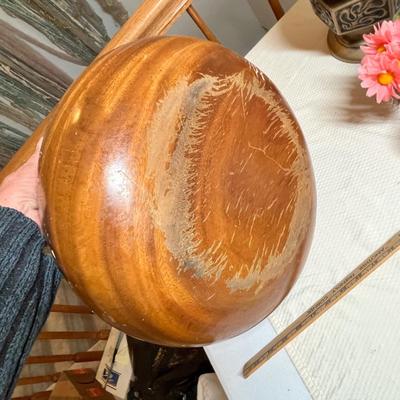Lot 367 Asst. Wood & other decor