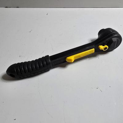 Mixed Mechanics Tool Lot – Ratchets Drivers Bits and Extension