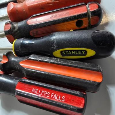 Assorted Screwdrivers – Mixed Flathead and Phillips