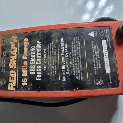 Red Snap’r Electric Fence Controller – 15 Mile Range