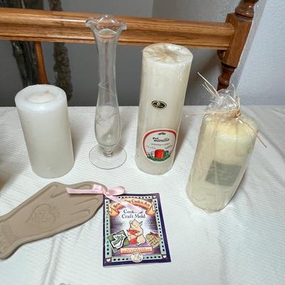 Lot 373 Candles
