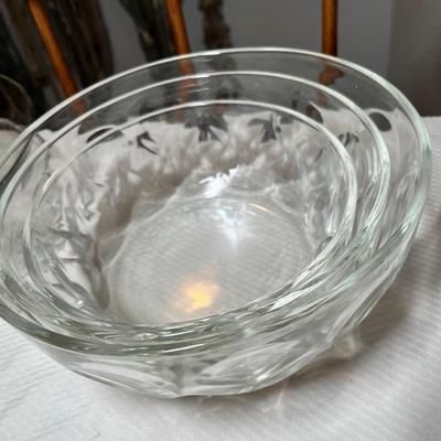 Lot 379 Large glass bowls & other