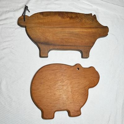 Lot 387 Figural Cutting boards