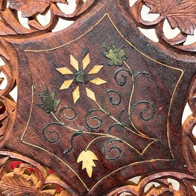 Lot 390 Trivets & other