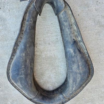 Vintage Horse Collar – Leather Draft Collar