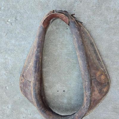 Antique Leather Horse Collar – Rustic Farm Decor
