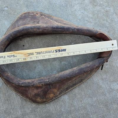 Antique Leather Horse Collar – Rustic Farm Decor