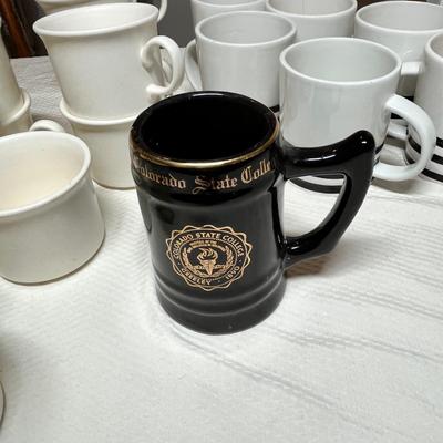 Lot 405 Mugs lot