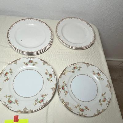 Lot 406 Asst Dinner Plates