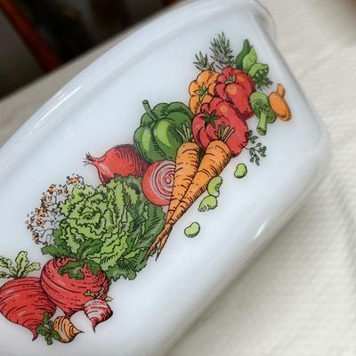 Lot 409 Glass bake ware