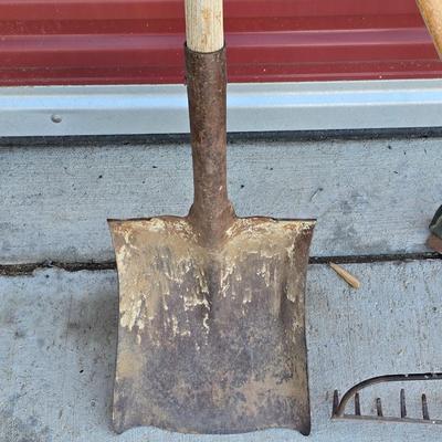 Farm & Garden Tool Lot – Rake, Shovel, Sickle & Hand Saw