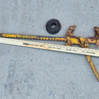 Wire Stretcher & Roll of Fence Wire