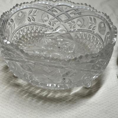 Lot 429 Small Crock pot & crystal bowl