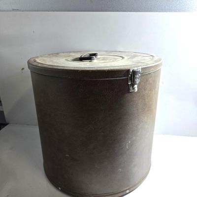 Vintage Round Hat Box with Latch Closure