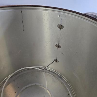 Vintage Round Hat Box with Latch Closure