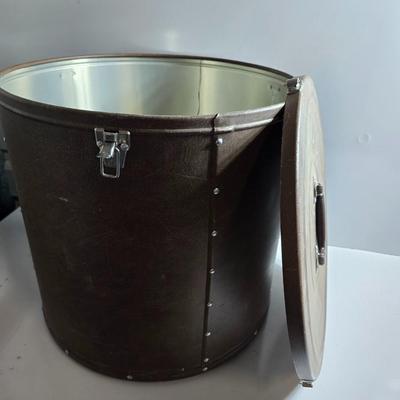 Vintage Round Hat Box with Latch Closure