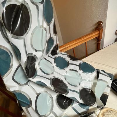 Lot 434 Bathroom stuff