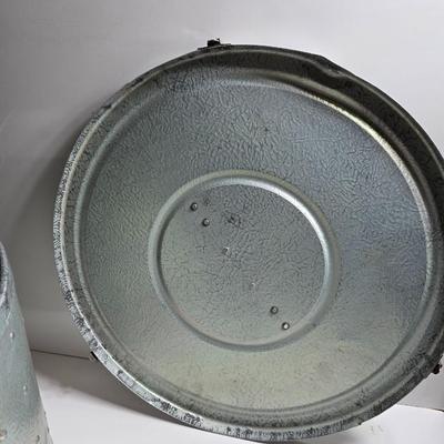 Vintage Hat Box with Faux Leather Texture & Buckle Handle