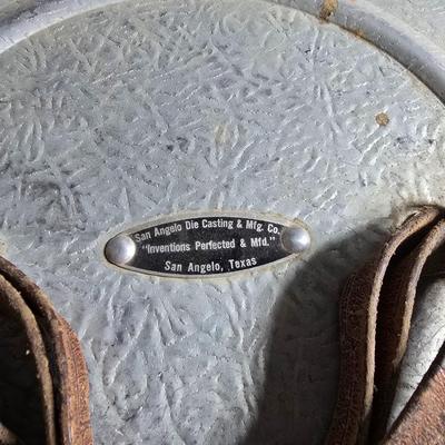 Vintage Hat Box with Faux Leather Texture & Buckle Handle