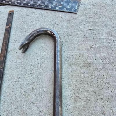 Mixed Hand Tool Lot – Saws, Pry Bar, Square & More