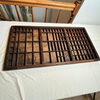 Lot 445 Printer's tray