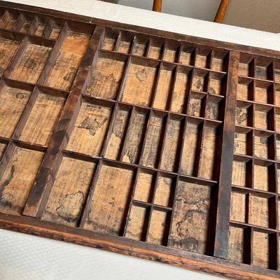 Lot 445 Printer's tray