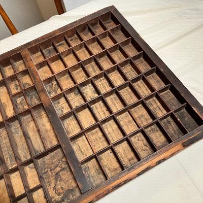 Lot 445 Printer's tray
