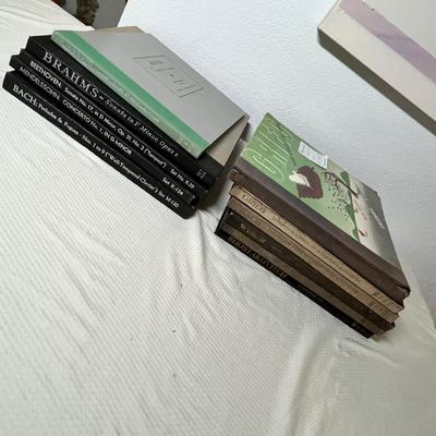 Lot 454 Records Lot #6