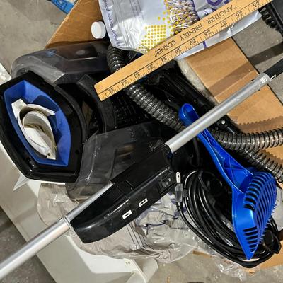 Lot 469 Cleaning supplies