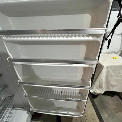 Lot 471 GE Chest Freezer