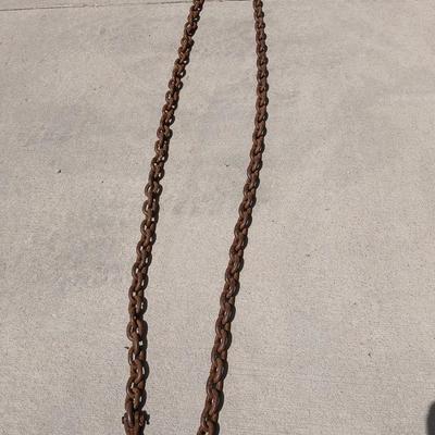 Heavy-Duty Tow Chain with Hooks – Approx. 14 ft