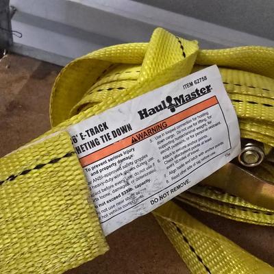 Tie-Down & Towing Lot – Ratchet Straps, Bungee Cords, and Trailer Hitch Ball