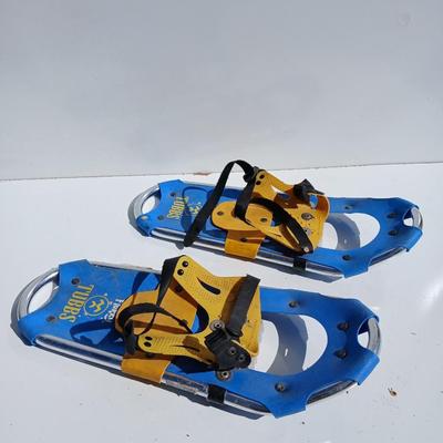 Tubbs Flurry Snowshoes – Youth/Small Adult Size