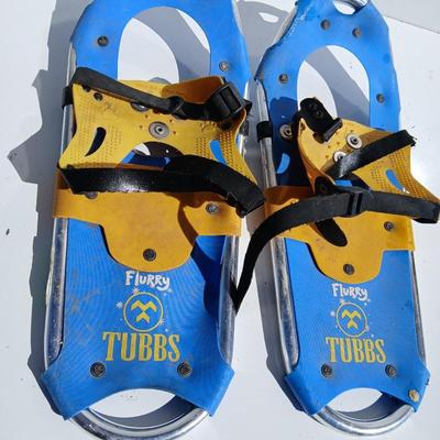 Tubbs Flurry Snowshoes – Youth/Small Adult Size