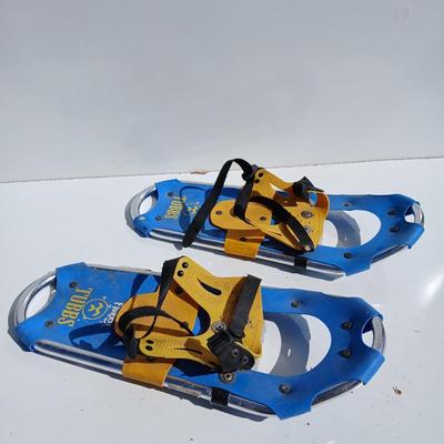Tubbs Flurry Snowshoes – Youth/Small Adult Size