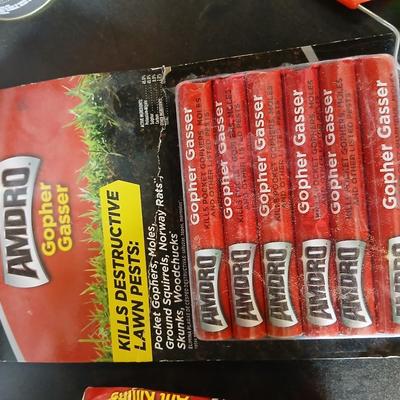 Yard & Home Pest Control Lot – Gopher, Ant, Insect & Fogger Supplies