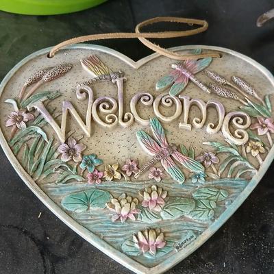 Garden Décor & Planter Lot – Watering Can, Pots, Welcome Sign & More