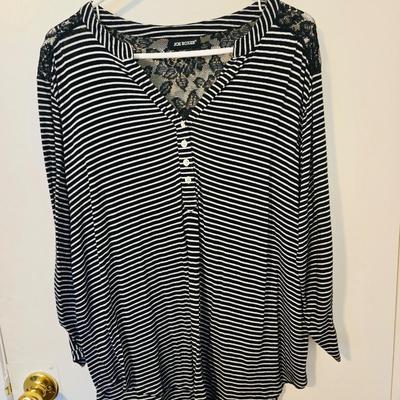 Chanel Star Wars Shirts lot (1)