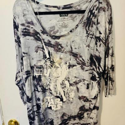 Chanel Star Wars Shirts lot (1)