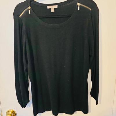 Clothing Lot Shirt Xl and 2XL (2)