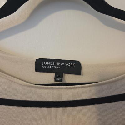 Sonoma Jones New York Lot XL (5)