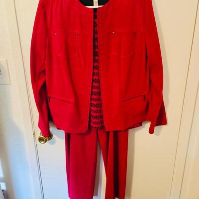 Elvis Clothing lot (6)