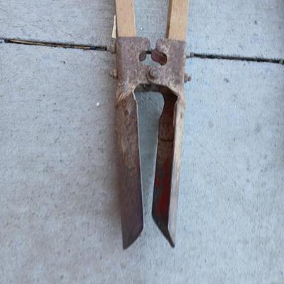 Post Hole Digger & Manual T-Post Driver