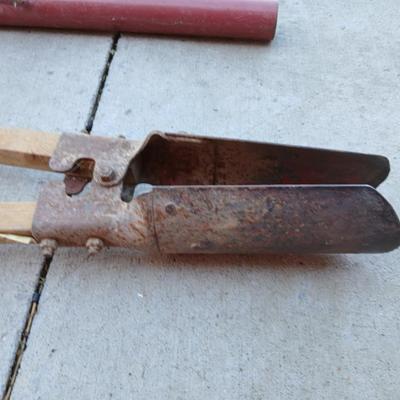 Post Hole Digger & Manual T-Post Driver