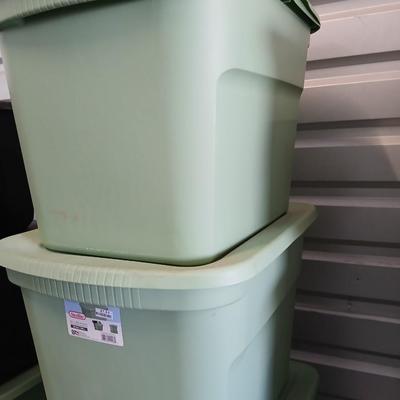 Storage Totes with Lids