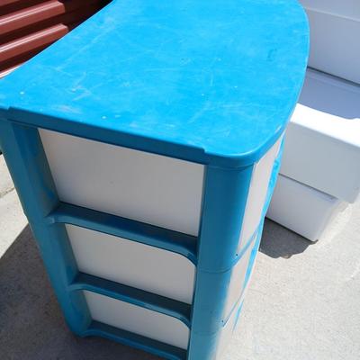 Lot of 7 Plastic Drawer Storage Units – Assorted Sizes