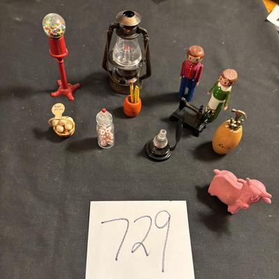 Miniature Lot
