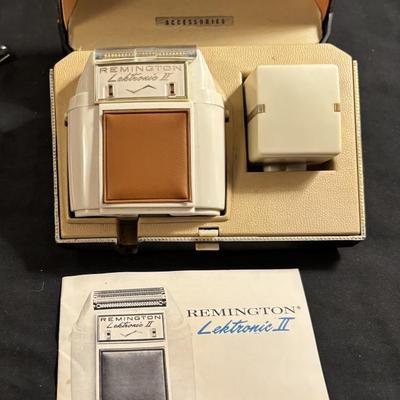 Vintage Remington Razor