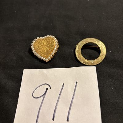 Pin Lot